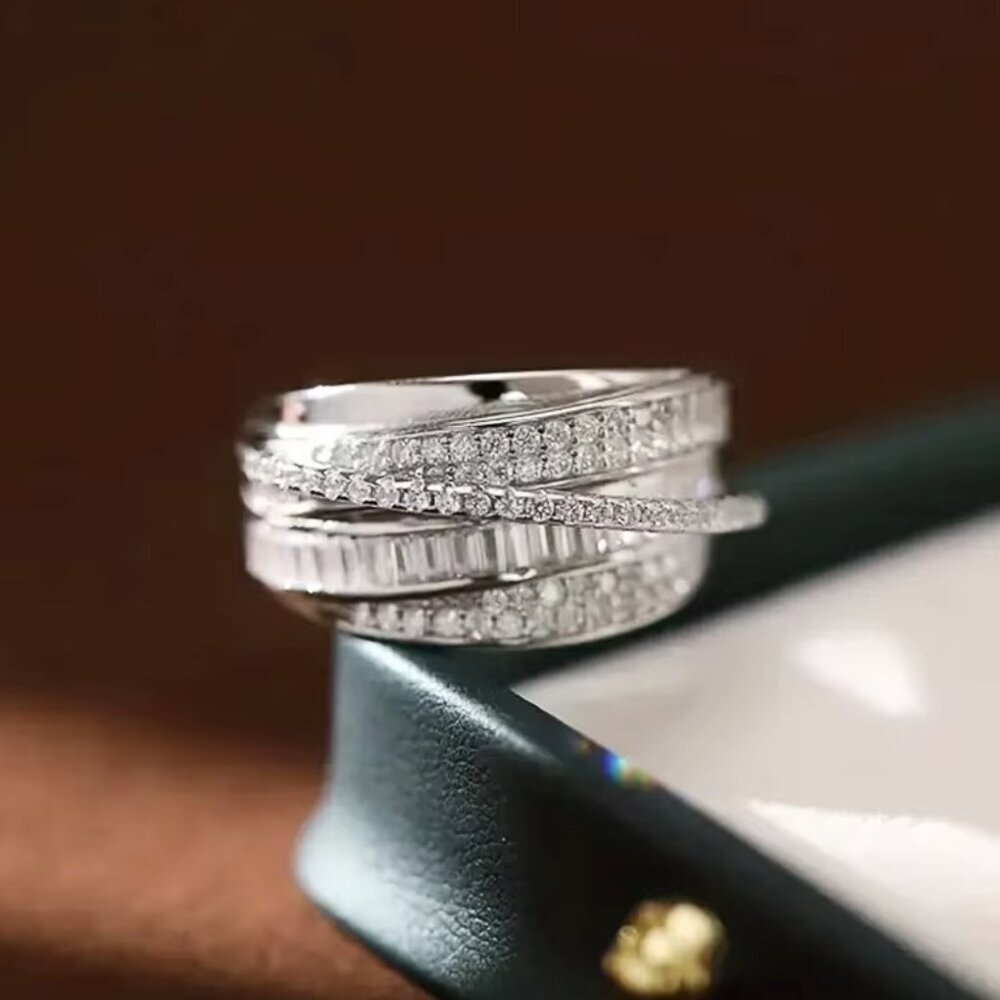 NEW 18k White Gold Baguette Diamond Ring Thick Wide Ring Band